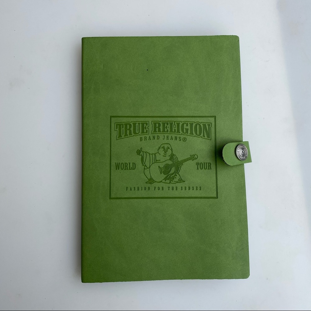 NWT Rare True Religion World Tour Green  Journal